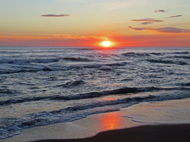 Sonnenuntergang am Strand in Nicaragua