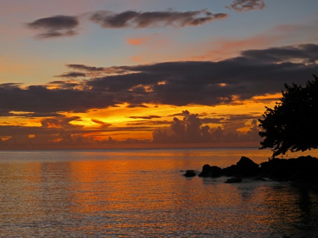 Sonnenuntergang überm Meer auf Little Corn Island Nicaragua