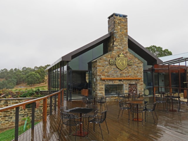 Blick auf das Gebäude des St. Hugo Wein Anwesens in South Australia