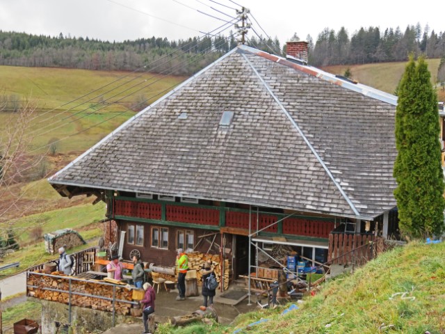 Verschindeltes Haus im Hochschwarzwald