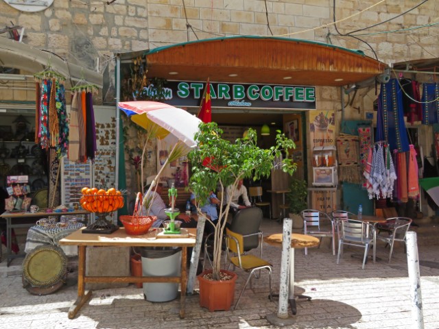 Ein Cae, das an Starbucks erinnert in Bethlehem