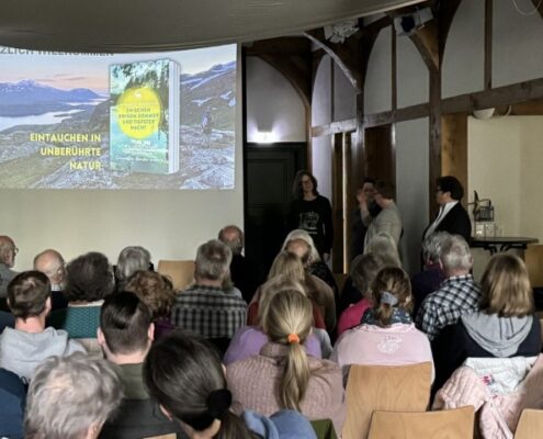 Multimediapräsentation Schwedisch Lappland in Kiel mit großer Leinwand